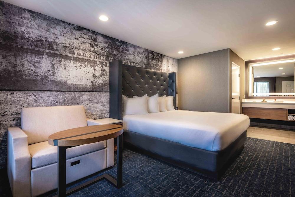 Anaheim Camelot Inn & Suites المظهر الخارجي الصورة