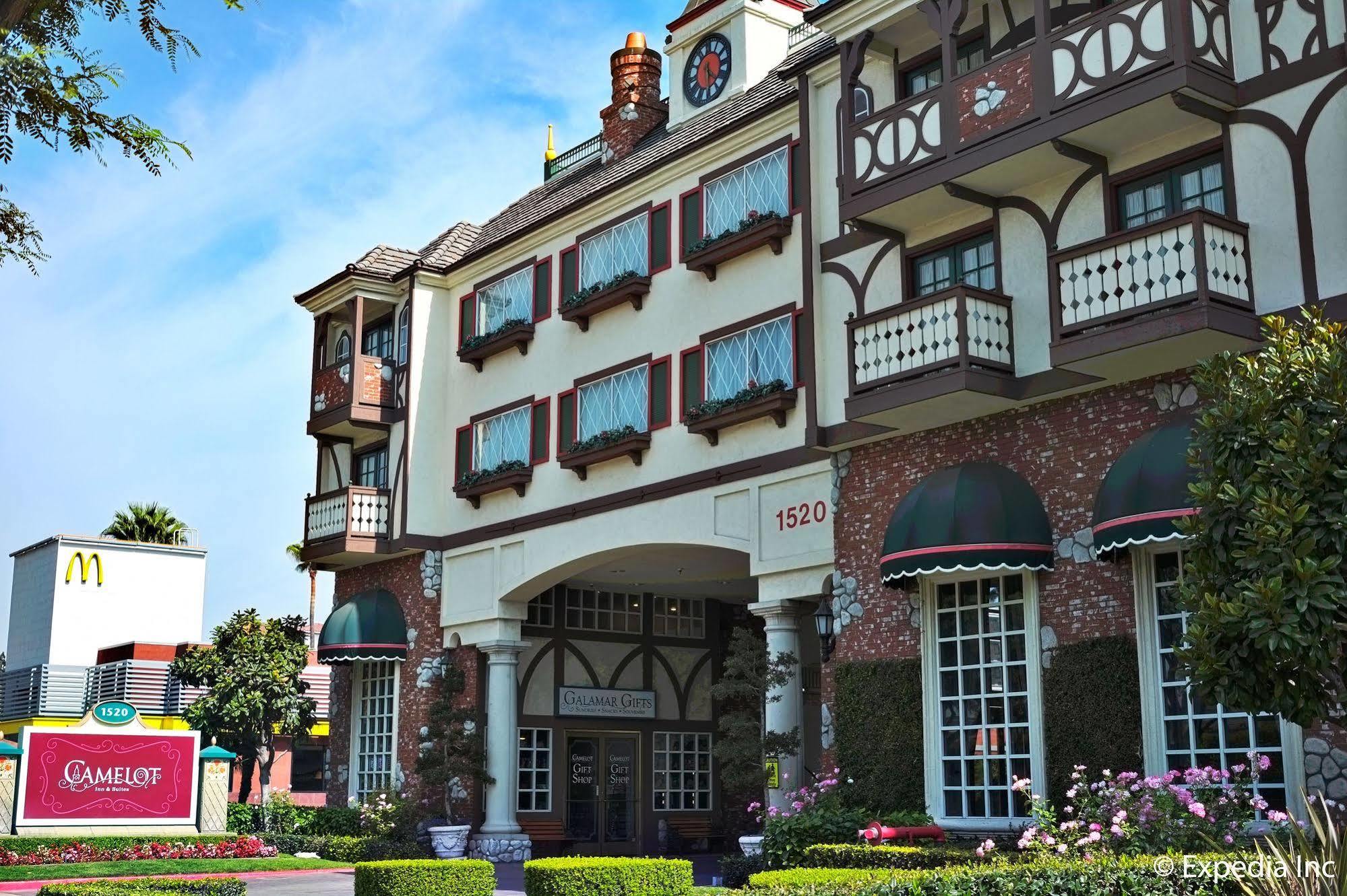 Anaheim Camelot Inn & Suites المظهر الخارجي الصورة
