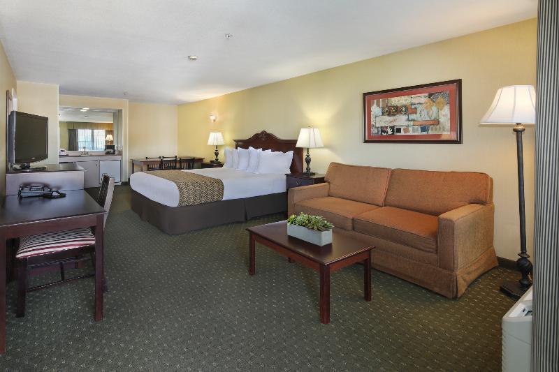 Anaheim Camelot Inn & Suites المظهر الخارجي الصورة